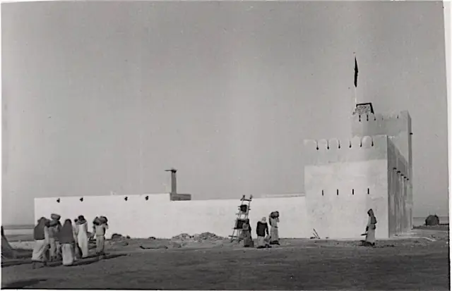 قلعة في جزر حوار
